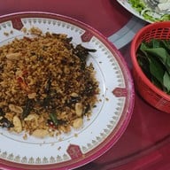เมนูของร้าน เจ๊น้อยกระโทก โคราช