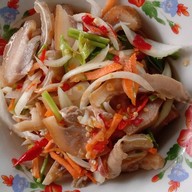 ผัดกระเพราอิ่มอร่อย🥂หอยทอด🍓หมูกรอบ🥃