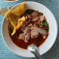 เมนูของร้าน เล้ง ก๋วยเตี๋ยวหมูเด้ง