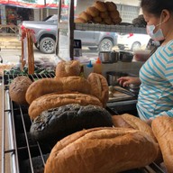 ข้าวจี่ปาเต้ สี่แยกตลาดหมู