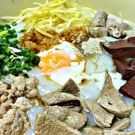 โจ๊กหมูเลิศรส ต้มเลือดหมูตำลึง