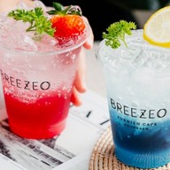 Breezeo furnish cafe'