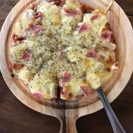 Small Talk Cafe & Hangout