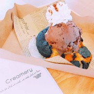 เมนูของร้าน Creamery Boutique Ice Creams Salaya