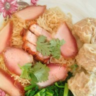 ราชาบะหมี่ ไร่ขิง42