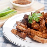 หมูทอดกะเทย