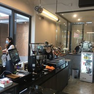 บรรยากาศ BOMBRISTA