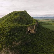 ถ้ำเขาทะลุ