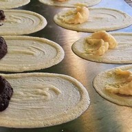 ขนมโตเกียวยักษ์เจบี ตลาดต้นไทร์🥞🥖🍕ถนนสุขุมวิท ตลาดข้างสถานี BTS โชนชุ้มตรงข้ามร้านจิมจุ่ม