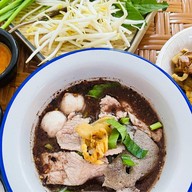 เตี๋ยวเรือน้ามแตก (ครัวขนมตาล ครบเครื่องเรื่องเตี๋ยว)