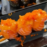 Otoku Sushi Buffet-Salmon Delivery ยอดพิมาน ริเวอร์ วอร์ก