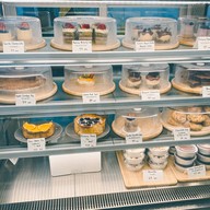 Vanille cafe & bakery แยกวัดหนองบัว