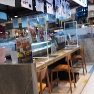 หน้าร้าน SUSHI DEN เทอมินอลอโศก