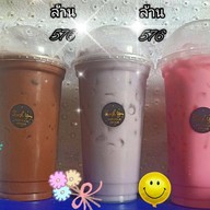หน้าร้าน ล้าน576 ปังปิ้ง ชา กาแฟ นมสด โกโก้ลาวา โซดาโอ่ง