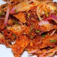 ข้าวโกะฮัง vs ตะหลิวทอง