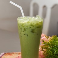 เมนูของร้าน ร้านตำหนักแก้ว ราคาเริ่มต้น 59 บาท อร่อยระดับตำนานมากกว่า 20