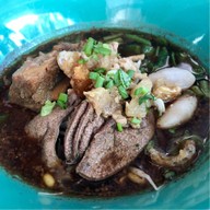 เมนูของร้าน ก๋วยเตี๋ยวเรือ...หรอยจังแก 2
