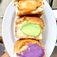 Pig Family ขนมปังสังขยา ปังปังไส้ทะลัก บางพลี