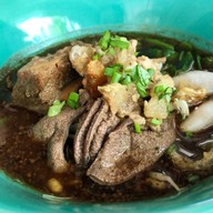 เมนูของร้าน ก๋วยเตี๋ยวเรือ...หรอยจังแก 2