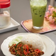 เมนูของร้าน ร้านตำหนักแก้ว ราคาเริ่มต้น 59 บาท อร่อยระดับตำนานมากกว่า 20