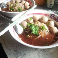 เมนูของร้าน ร้าน ก๋วยเตี๋ยวโกเด้งข้าวหน้าเป็ดข้าวมันไก่(เจ้ออดน้องเอก) วัดเฉลิมพระเกียรติซอย 2 ร้านเจ้ออด-น้องเอกสาขา 9