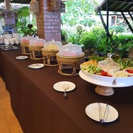 เมนูของร้าน Flora I talay