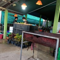 บรรยากาศ เจ๊ปุ๊ก ตำแหลก