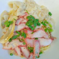 ตี๋ บะหมี่เกี๊ยวสูตรน้ำข้น