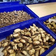 เมนูของร้าน จอมเทียนทะเลเผาอ่างศิลาซีวิว 2