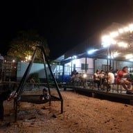 บรรยากาศ จอมเทียนทะเลเผาอ่างศิลาซีวิว 2