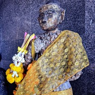 ศาลท้าวแสนปม