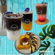 ล้านกาแฟเป๊กกี้ - บ้านหม้อ