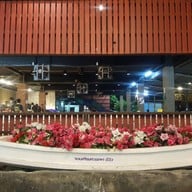 เมนูของร้าน จอมเทียนทะเลเผาอ่างศิลาซีวิว 2