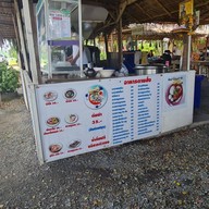 ร้านร่มก้ามปู