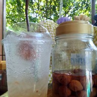 บรรยากาศ ล้าน576 ปังปิ้ง ชา กาแฟ นมสด โกโก้ลาวา โซดาโอ่ง