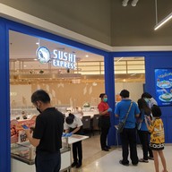 หน้าร้าน SUSHi EXPRESS โลตัสบางบ่อ