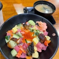 จานอร่อย by โกดังนมสด บางขุนเทียน