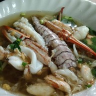 เมนูของร้าน ร้านเจ้อี๊ดริมน้ำ