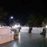 ร้านอาหารบ้านสวนส้ม