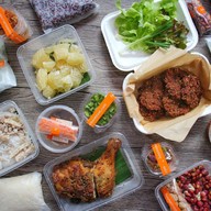 บ้านส้มตำ Cloud Kitchen สุทธิสาร