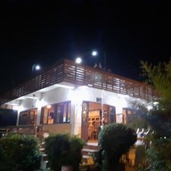 ร้านอาหารบ้านสวนส้ม