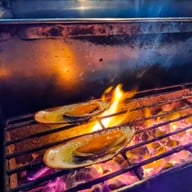 หมึกดำ หน้า ม.แม่โจ้(ปลาหมึกย่าง เห็ดออรินจิย่าง)