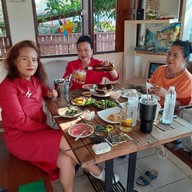 ร้านอาหารบ้านสวนส้ม