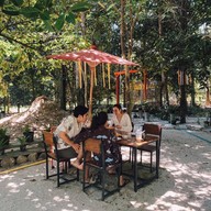 บรรยากาศ ร้านแซ่บในสวน @ช้างกลาง