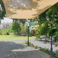หน้าร้าน Triangle House Bangsaen