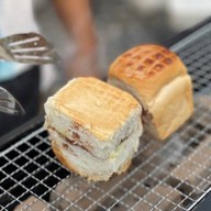 ขนมปังปิ้งเตาถ่าน 𝚄𝚙 𝚝𝚘 𝚈𝚘𝚞 นครนายก