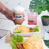 เมนูของร้าน ดูเดิล คิทเช่น