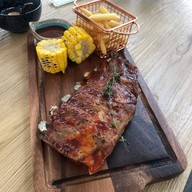 Moana cafe and bistro