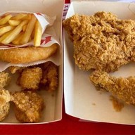 KFC ปตท ศรีสงคราม