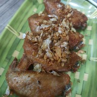 ร้านตำแซ่บสะเดิด ยำแซ่บสะเด็ด